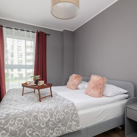 Comfy Apartment Pachonskiego With Parking In Krakow By Noclegi Renters Exterior foto
