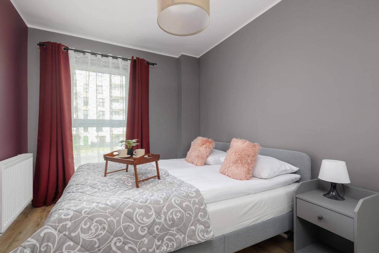 Comfy Apartment Pachonskiego With Parking In Krakow By Noclegi Renters Exterior foto